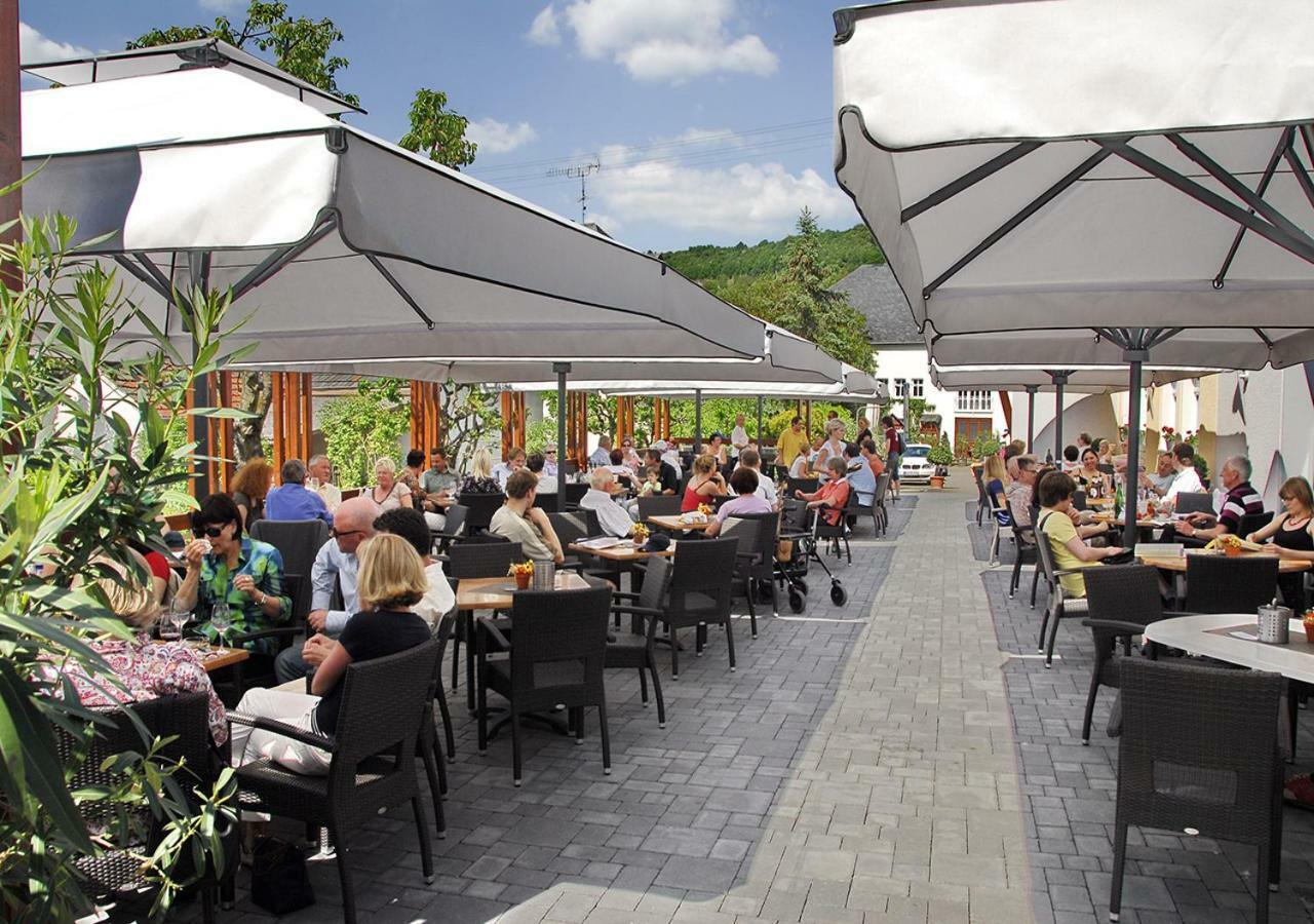 Weingut Und Gaestehaus Apel Nittel Buitenkant foto